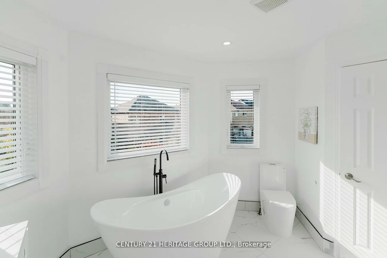 601, Mcbean, Stonehaven-Wyndham, Newmarket