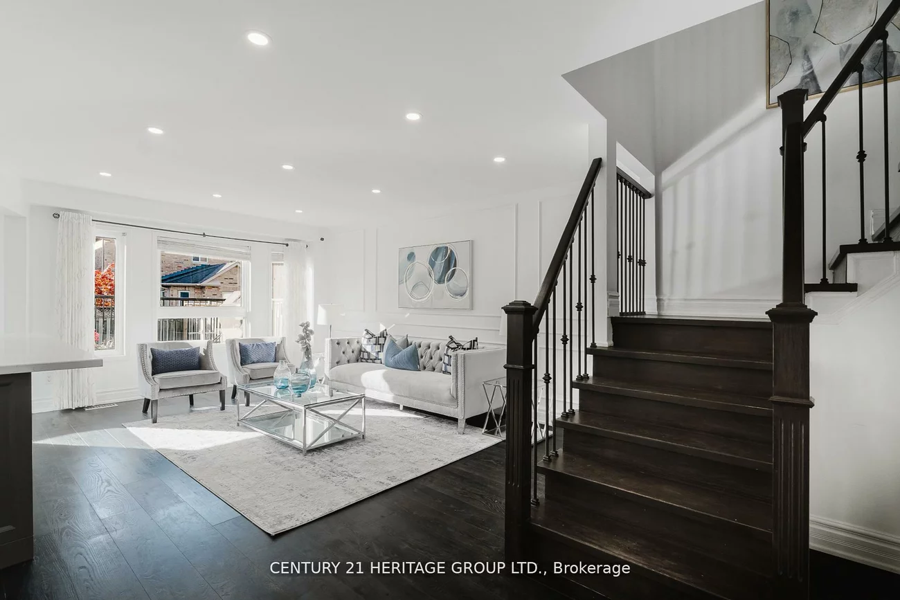 601, Mcbean, Stonehaven-Wyndham, Newmarket