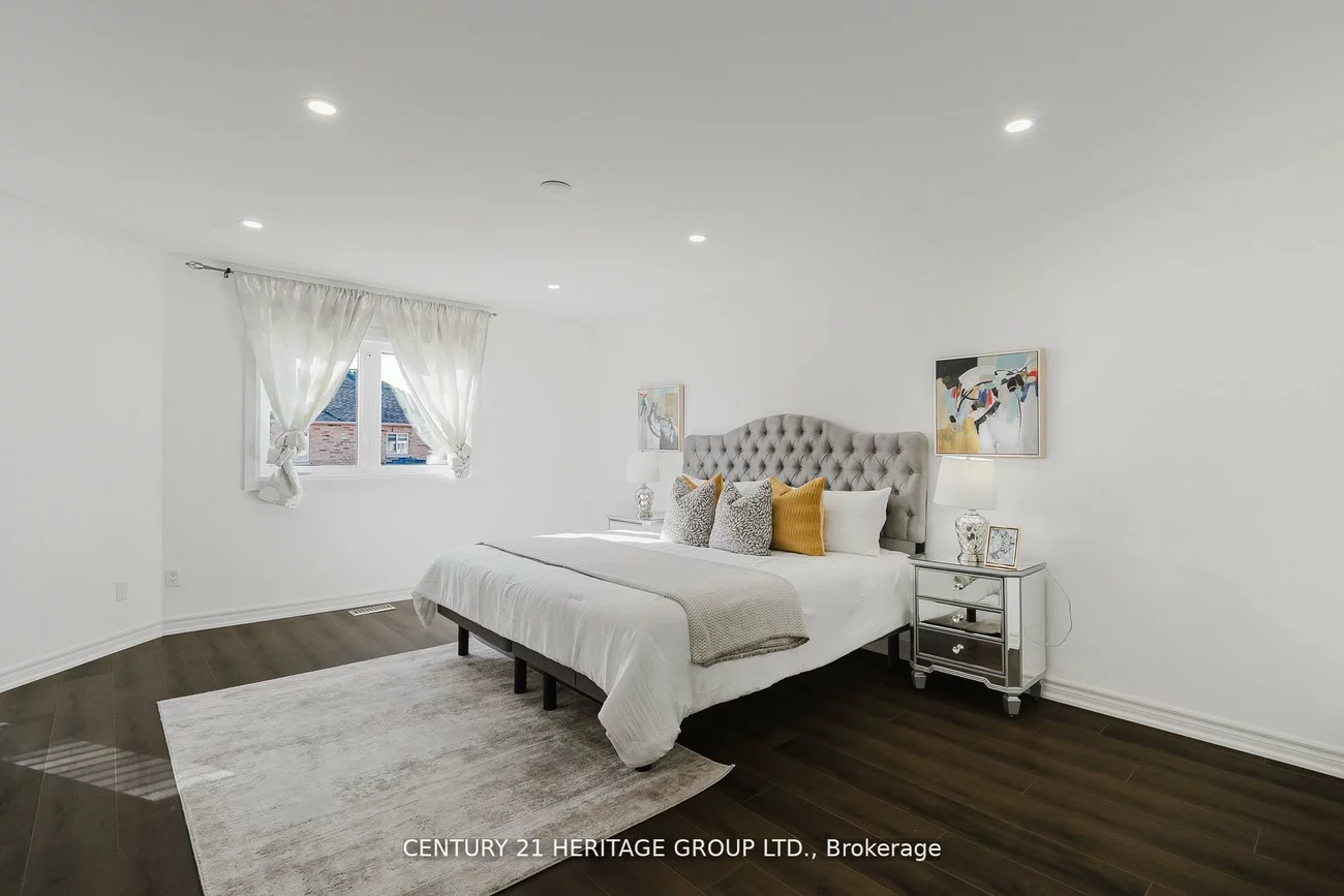 601, Mcbean, Stonehaven-Wyndham, Newmarket