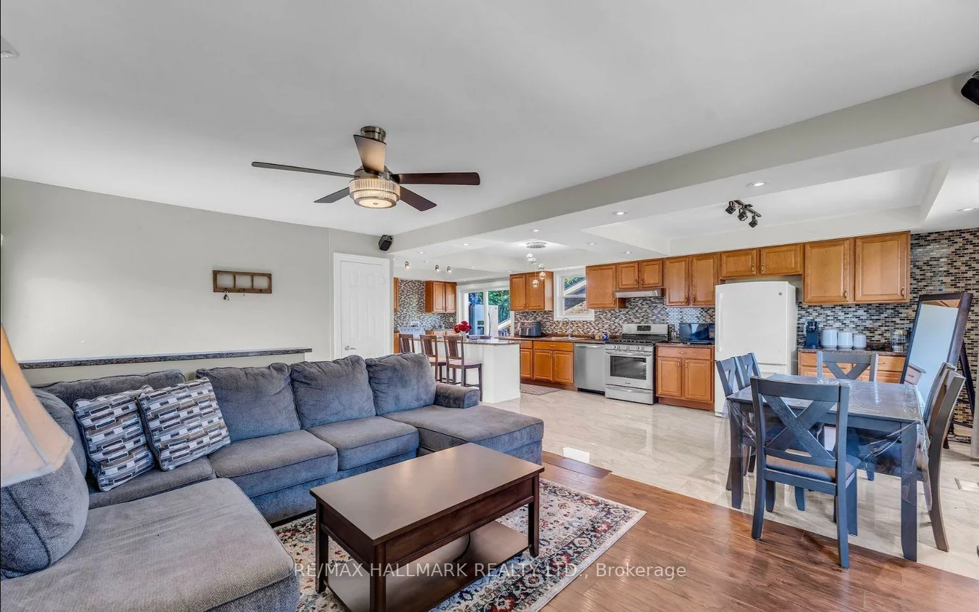 1060, Elgin, Huron Heights-Leslie Valley, Newmarket