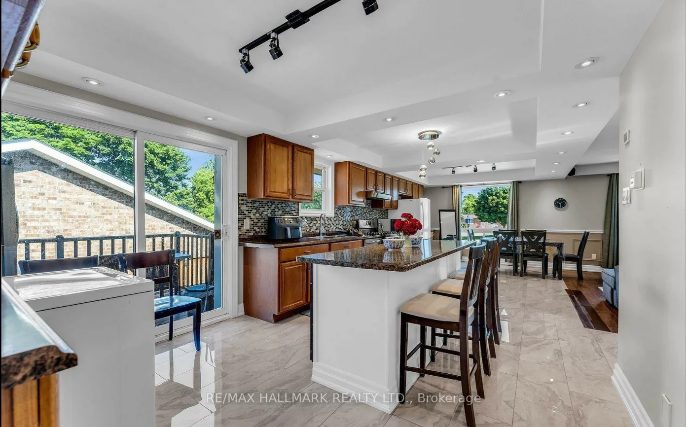 1060, Elgin, Huron Heights-Leslie Valley, Newmarket