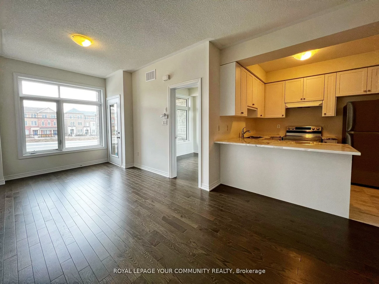 194, Vantage Loop, Woodland Hill, Newmarket