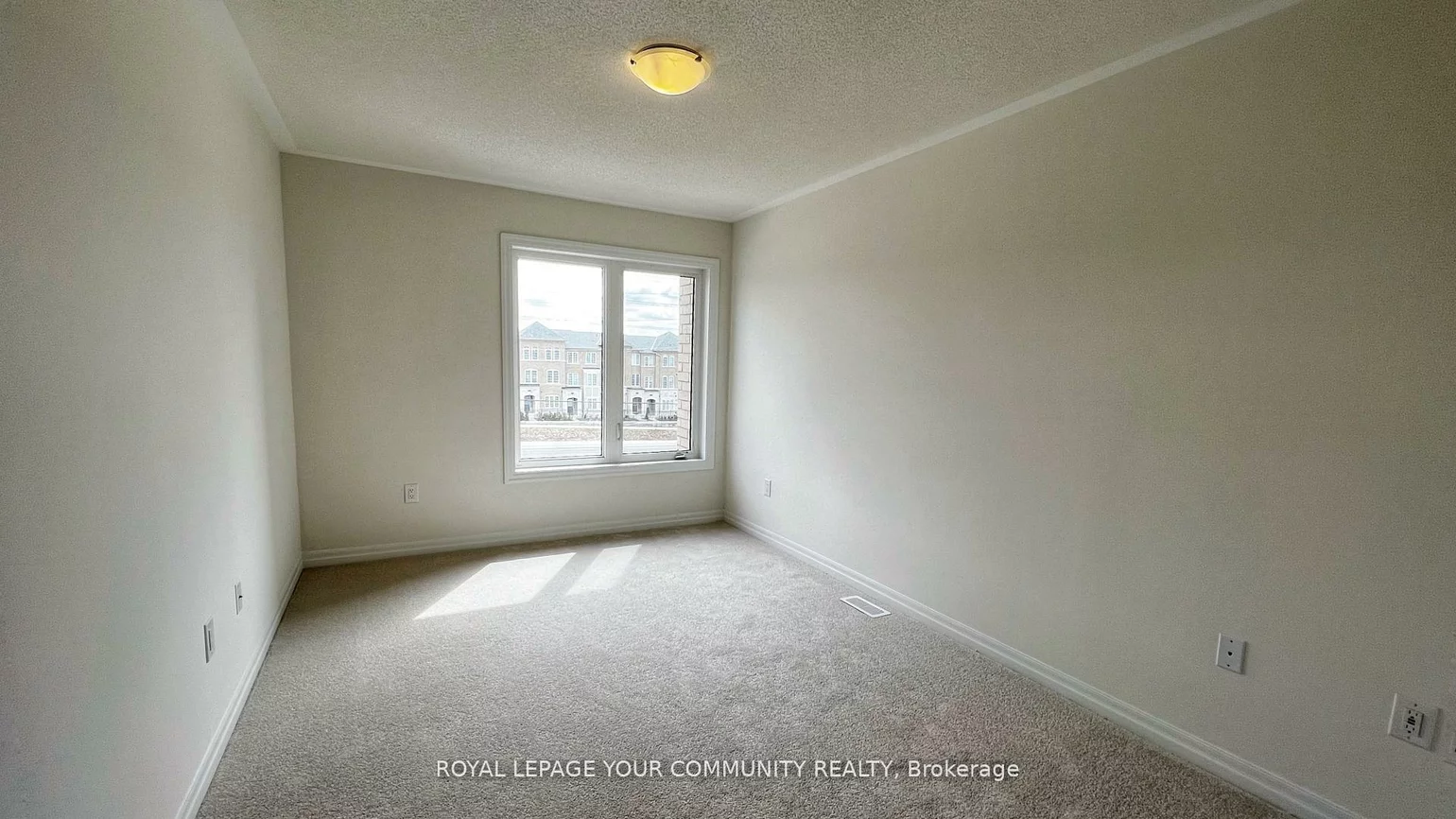 194, Vantage Loop, Woodland Hill, Newmarket