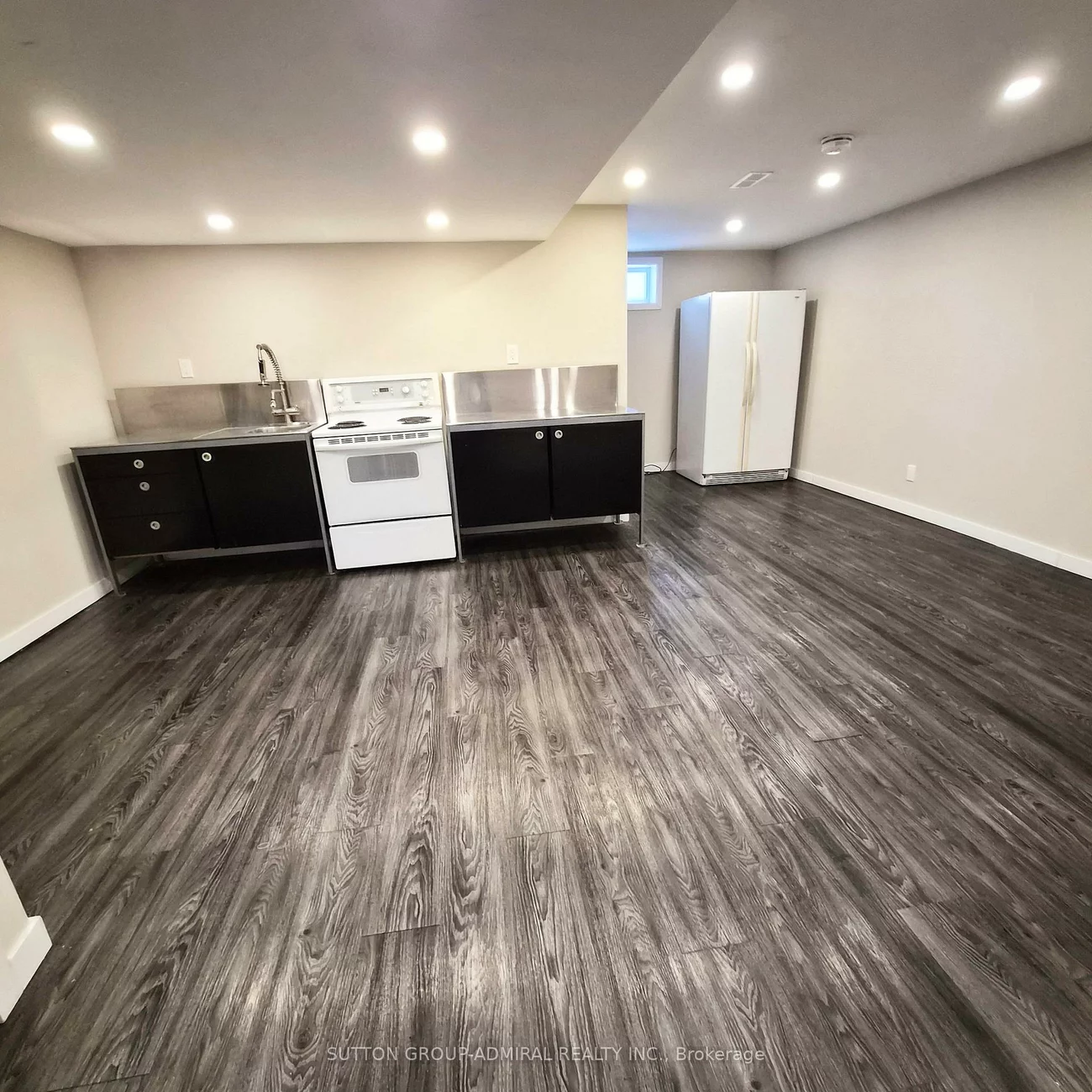 104, Armitage, Central Newmarket, Newmarket