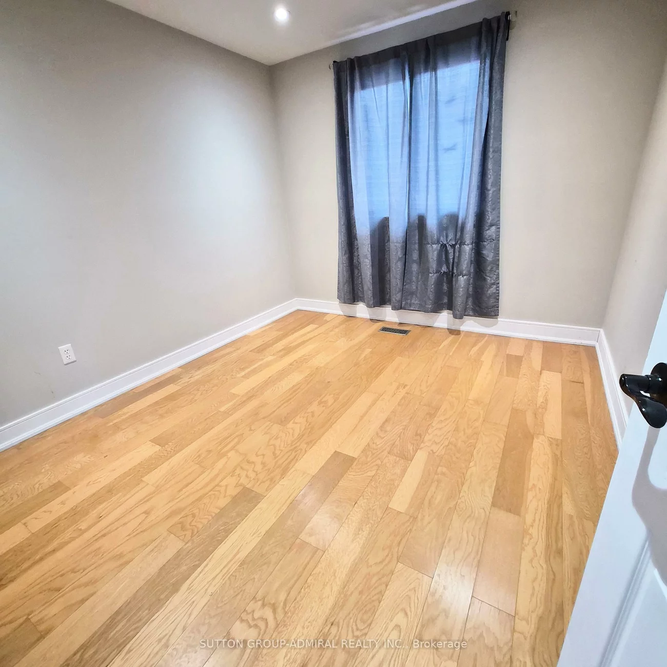 104, Armitage, Central Newmarket, Newmarket