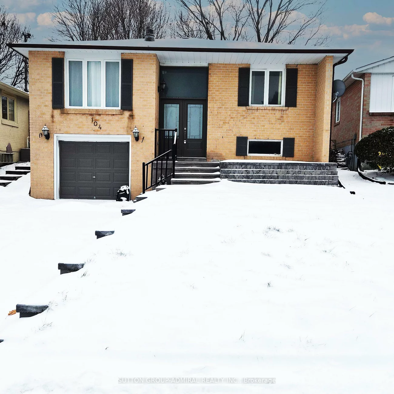 104, Armitage, Central Newmarket, Newmarket