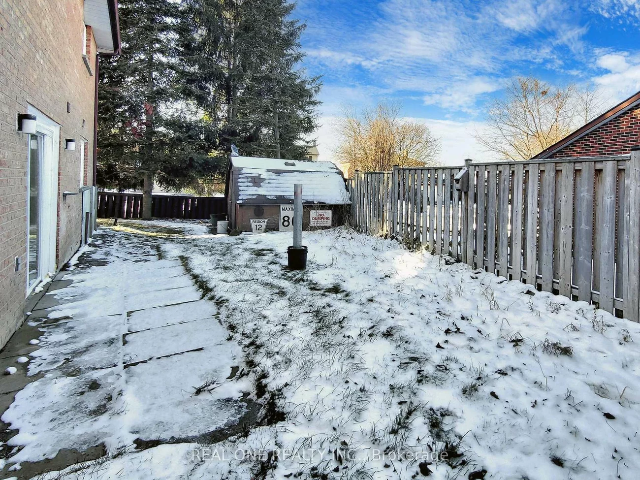 47, Lowe, Huron Heights-Leslie Valley, Newmarket