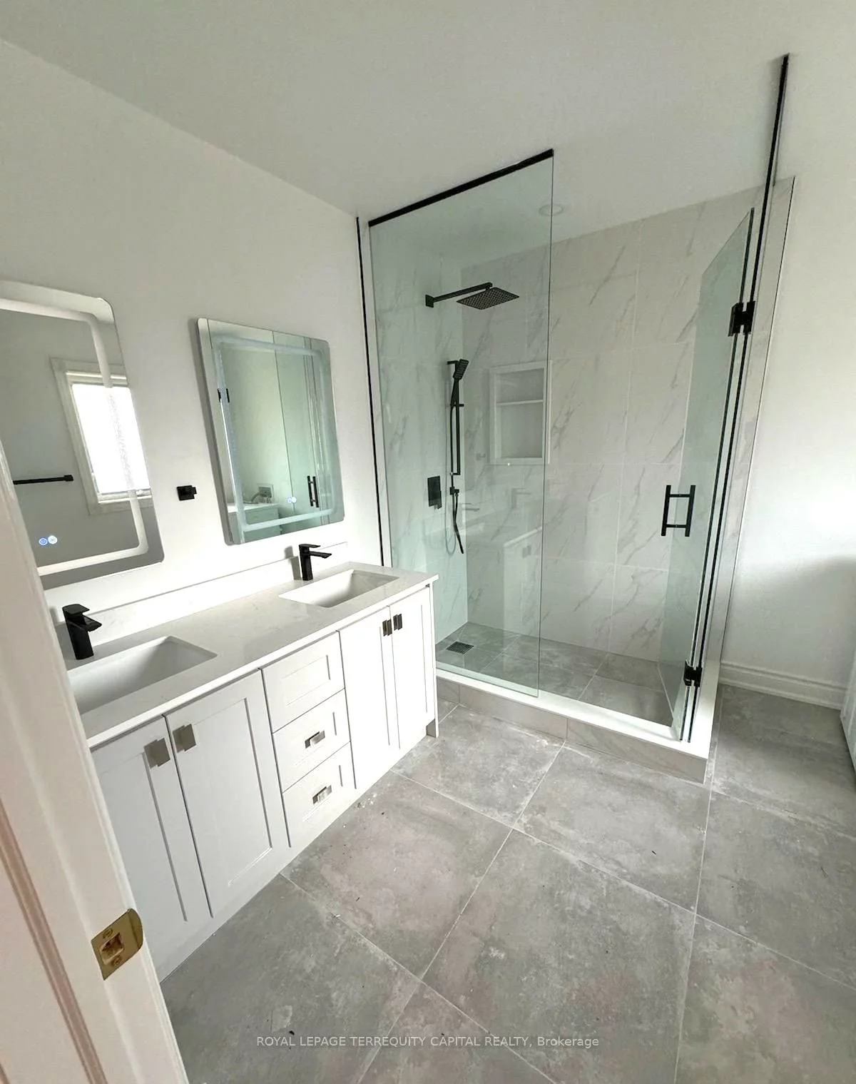 169, Flagstone, Woodland Hill, Newmarket