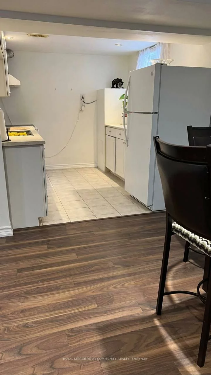 299, Towercrest, Central Newmarket, Newmarket