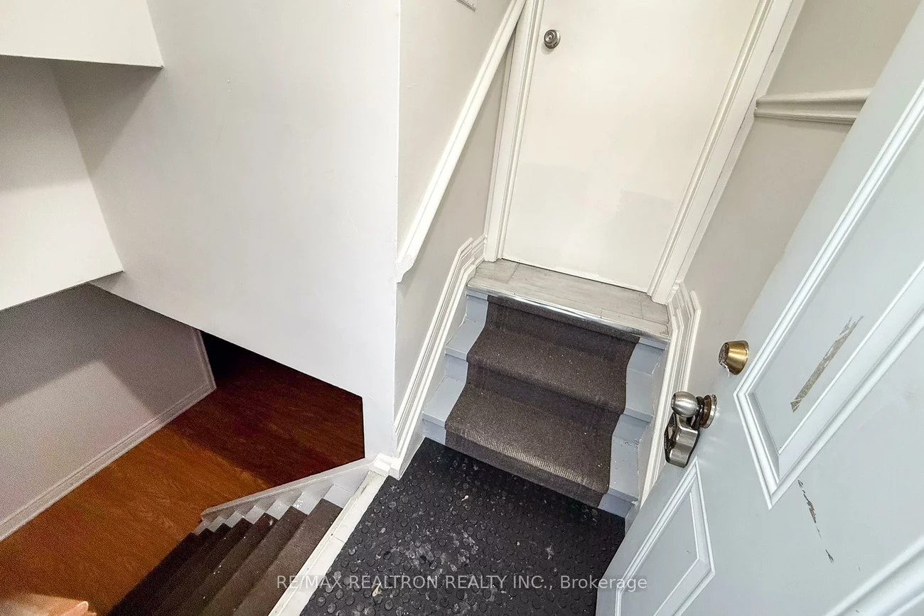 705, Sunnypoint, Huron Heights-Leslie Valley, Newmarket