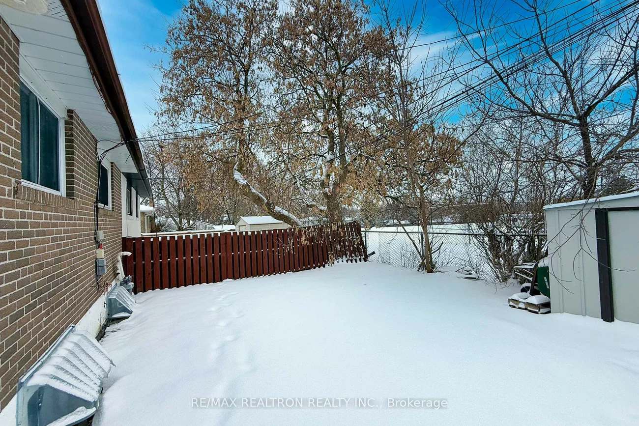 705, Sunnypoint, Huron Heights-Leslie Valley, Newmarket