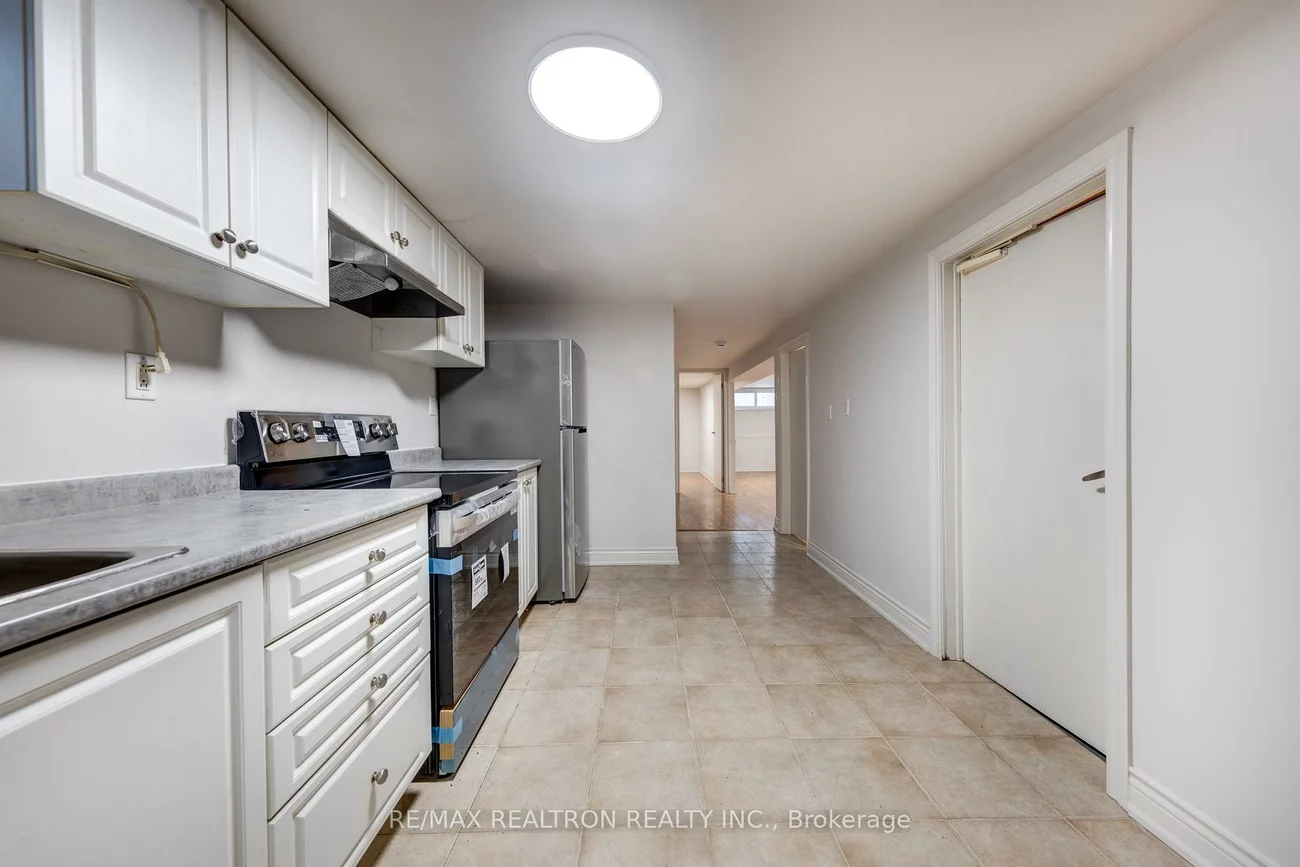 705, Sunnypoint, Huron Heights-Leslie Valley, Newmarket