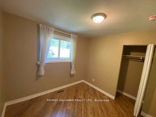 331, Roywood, Central Newmarket, Newmarket