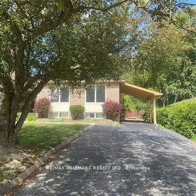 331, Roywood, Central Newmarket, Newmarket