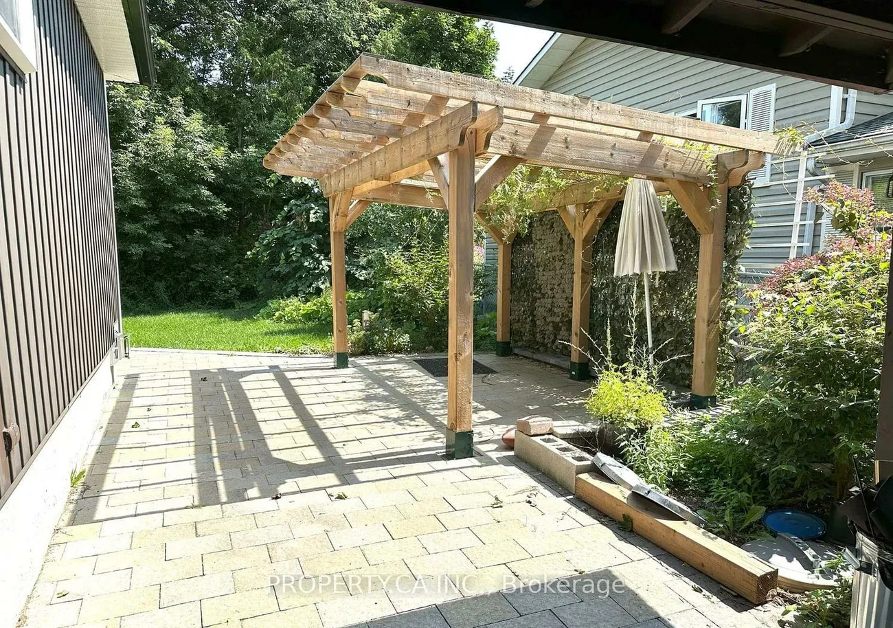 139, Carlson, Gorham-College Manor, Newmarket