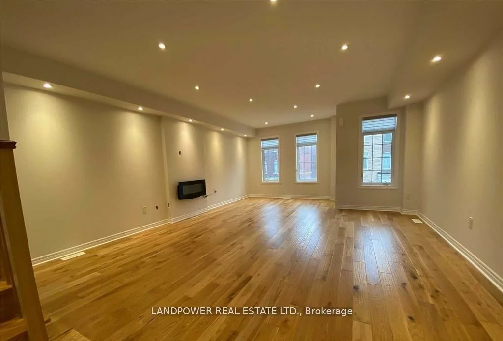 107, Gordon, Gorham-College Manor, Newmarket