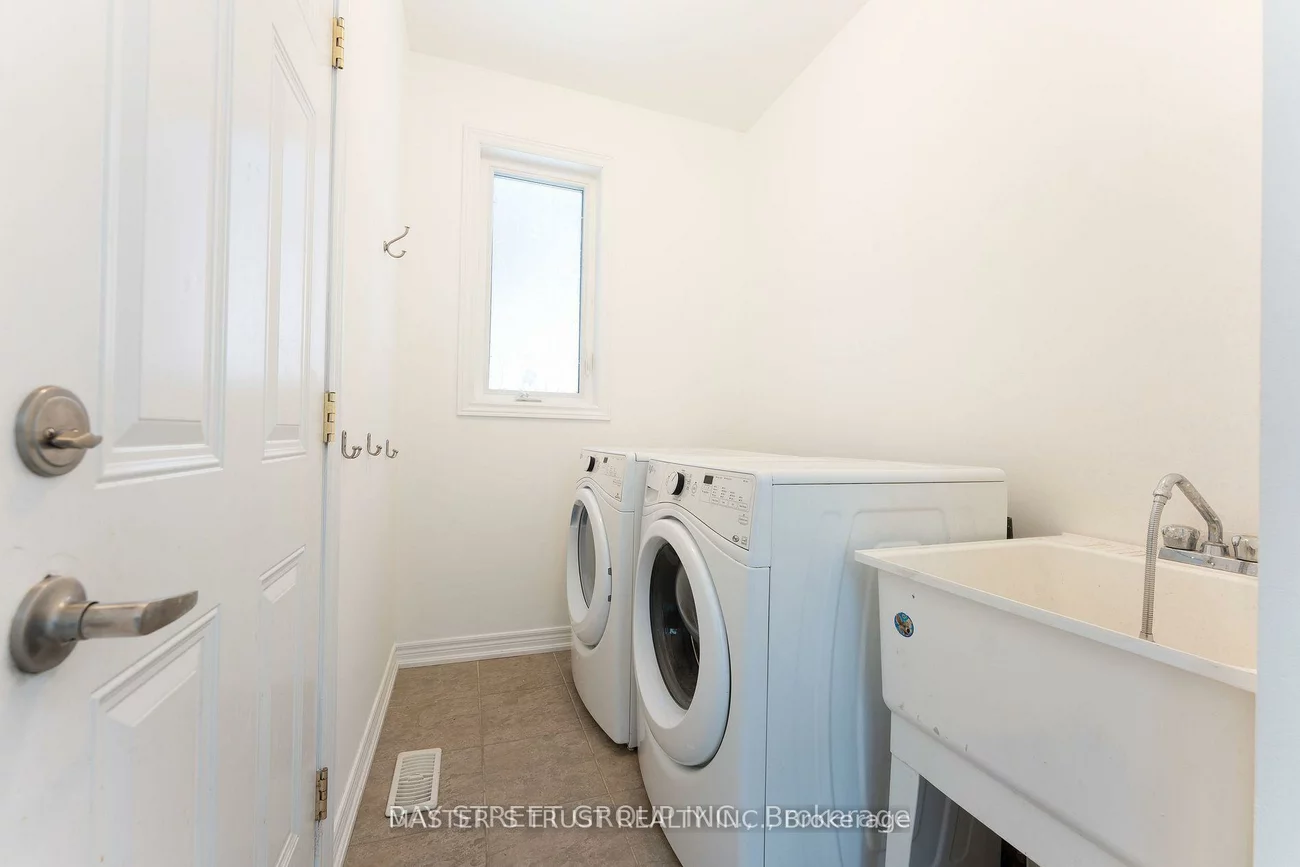 471, Kwapis, Woodland Hill, Newmarket