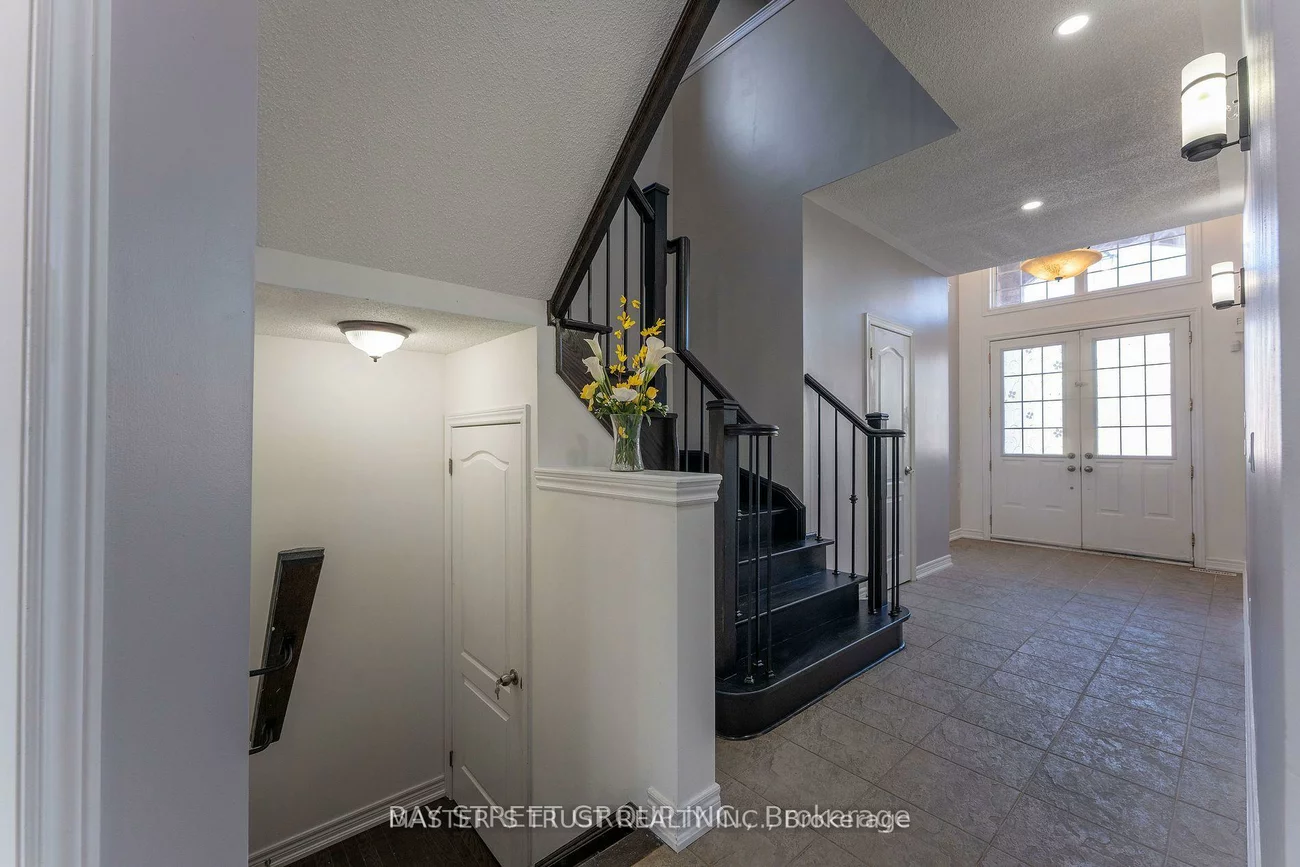 471, Kwapis, Woodland Hill, Newmarket