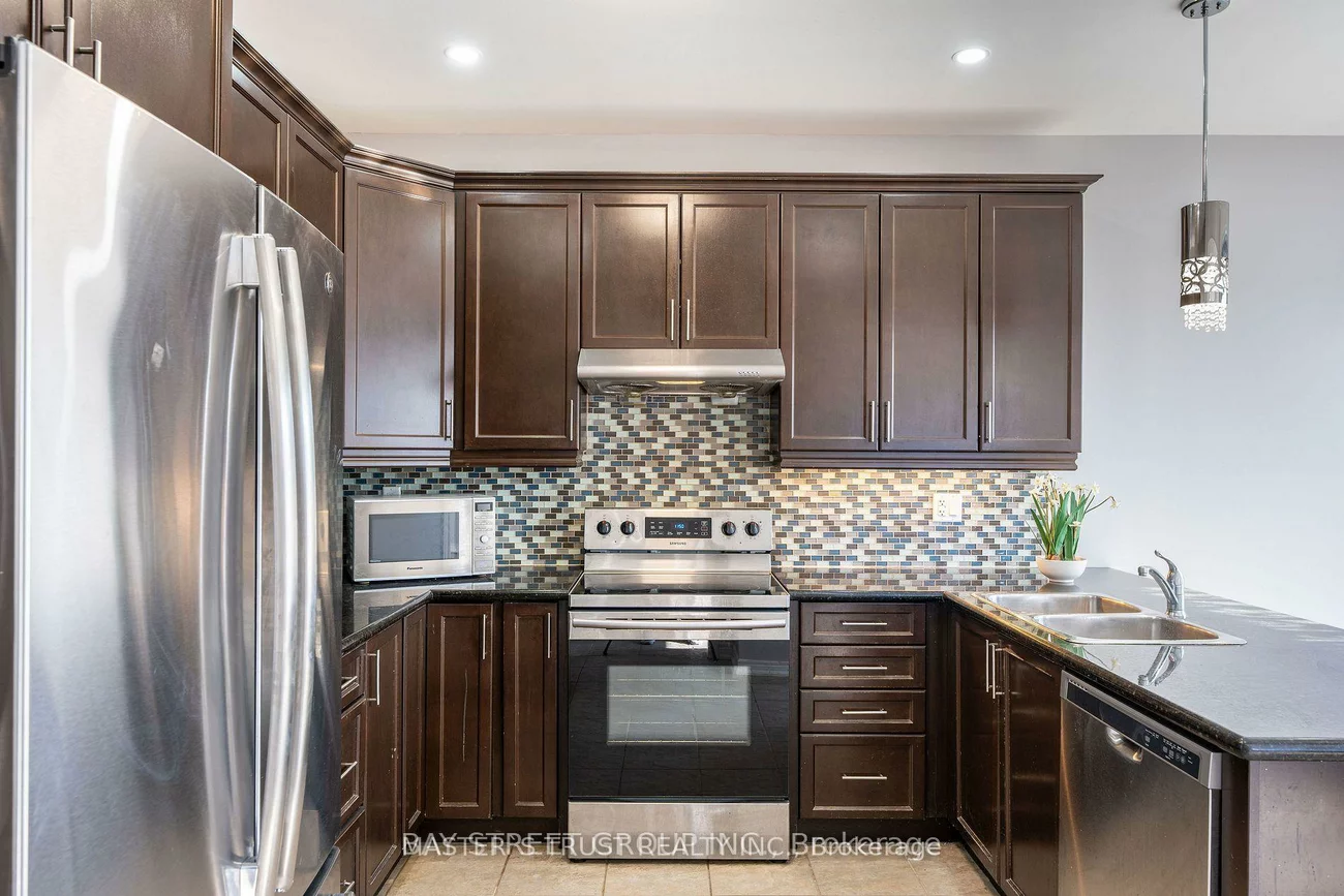 471, Kwapis, Woodland Hill, Newmarket