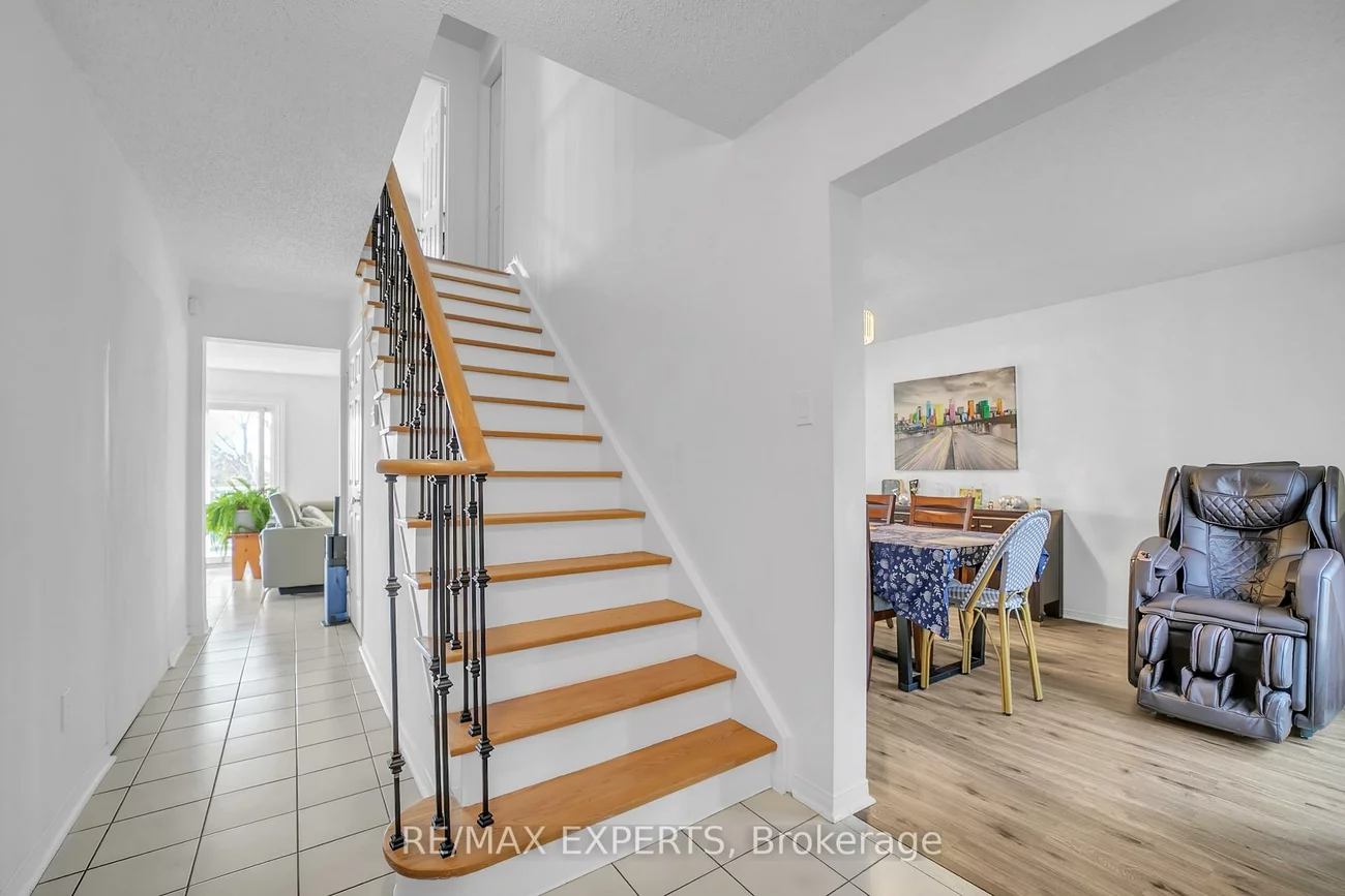 36, Savage, Armitage, Newmarket