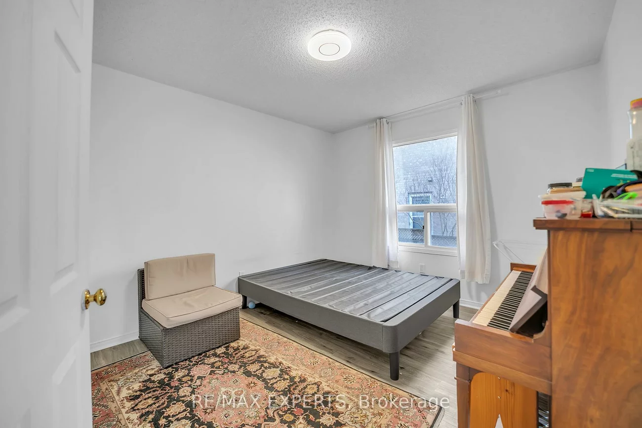 36, Savage, Armitage, Newmarket