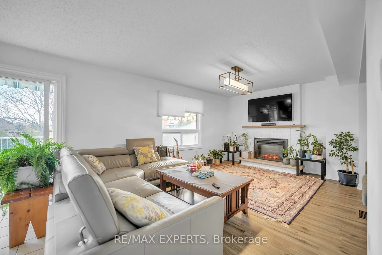 36, Savage, Armitage, Newmarket