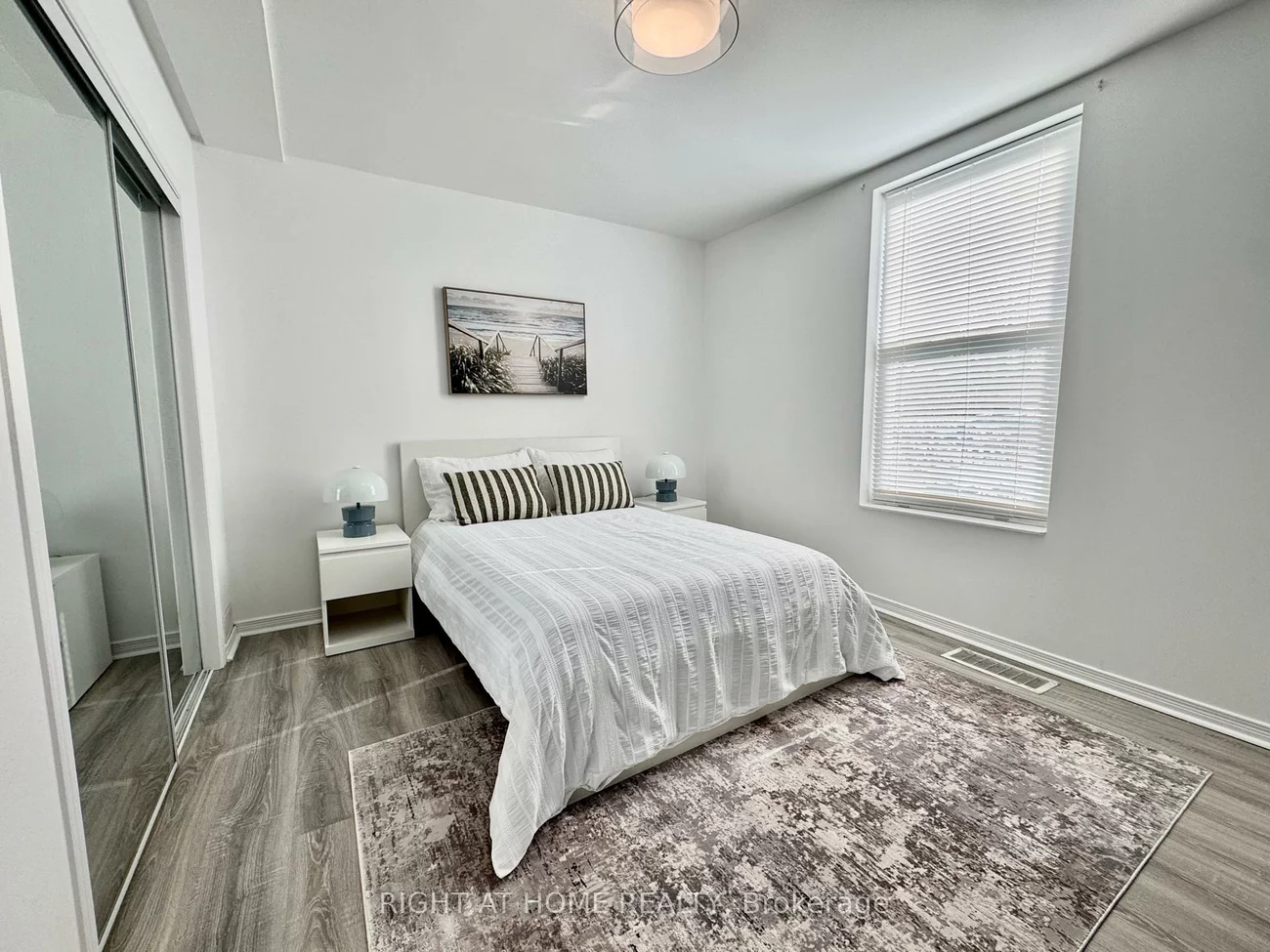 469, Queen, Central Newmarket, Newmarket