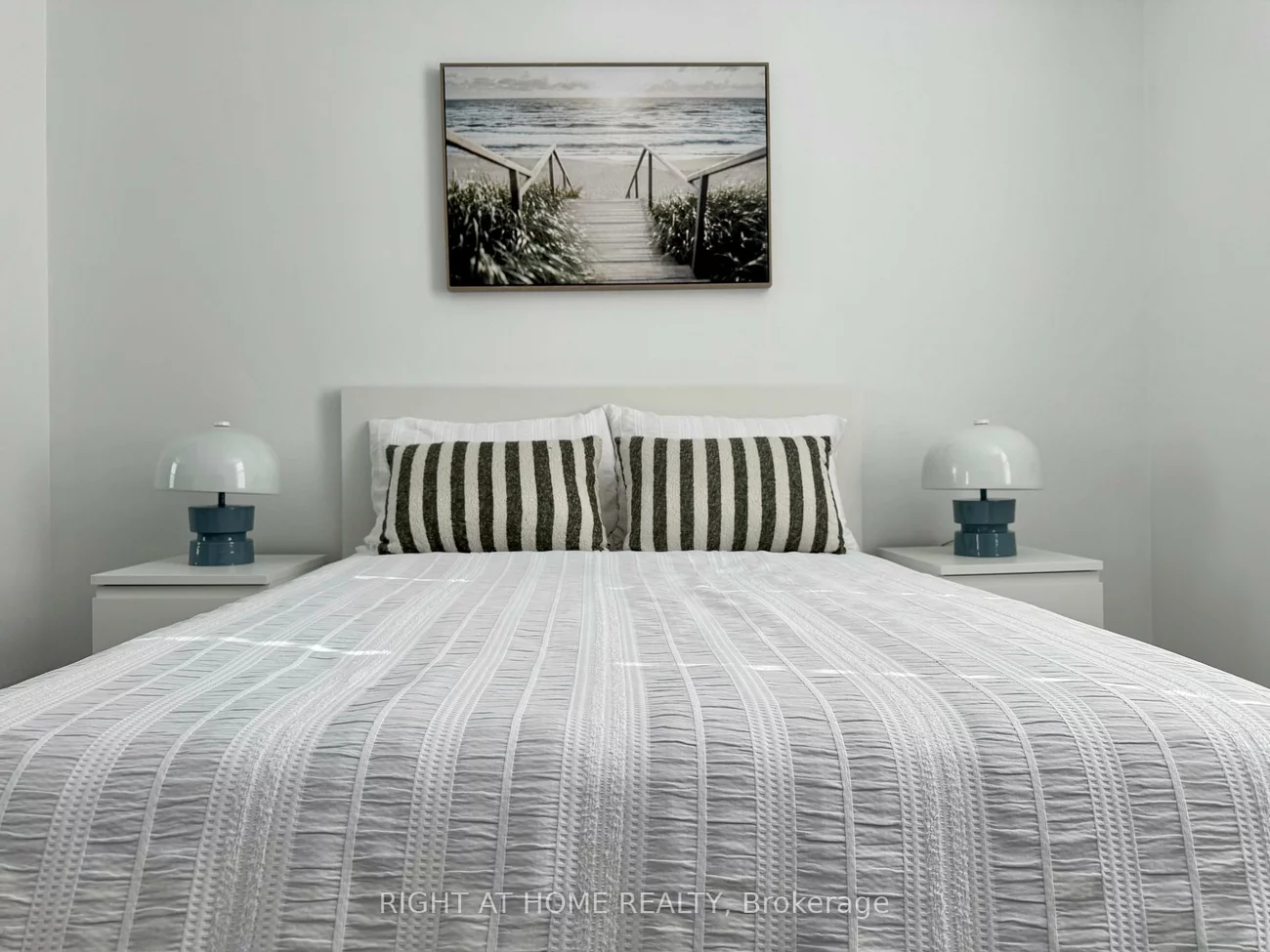 469, Queen, Central Newmarket, Newmarket