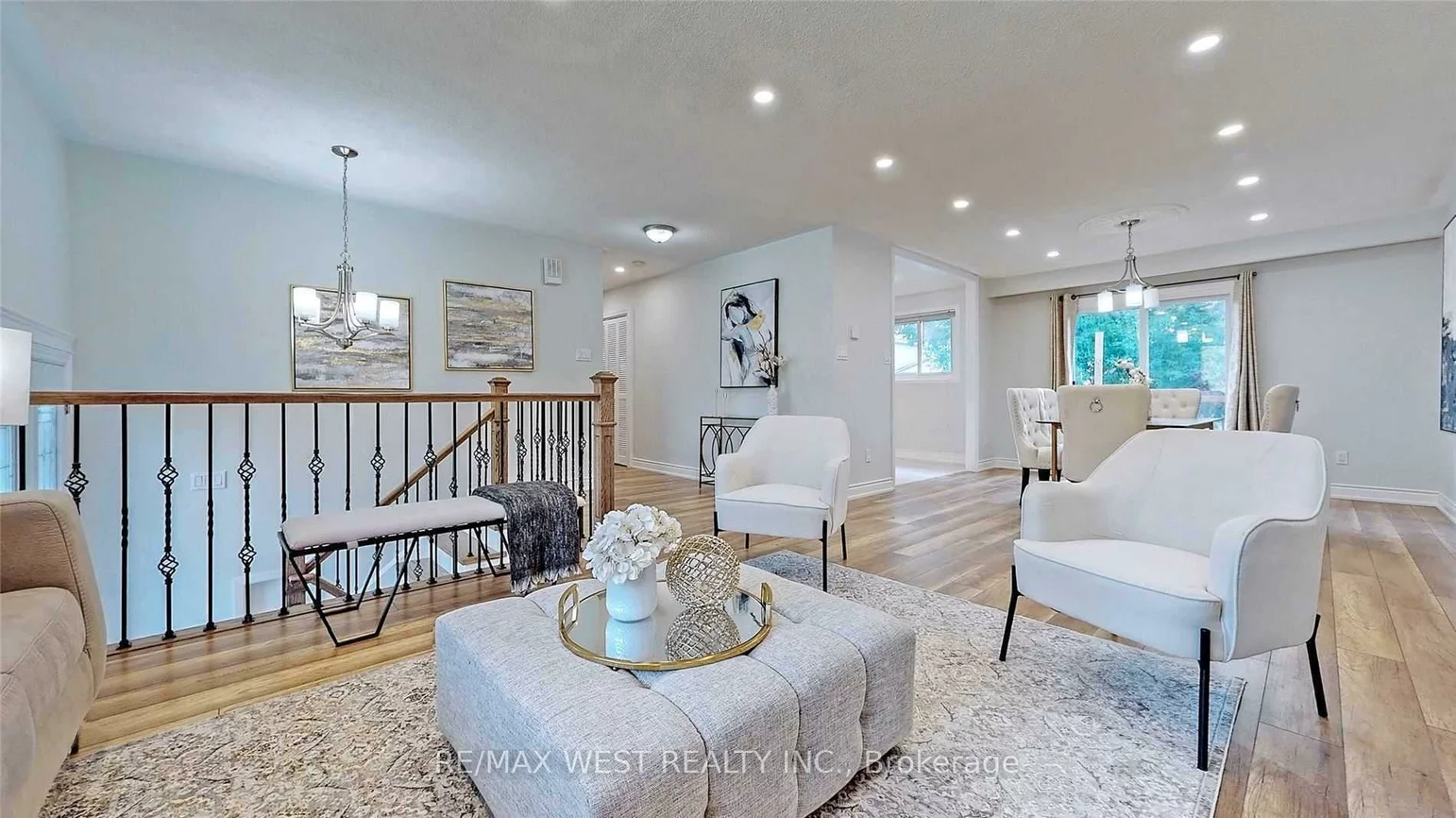 360, Dixon, Central Newmarket, Newmarket