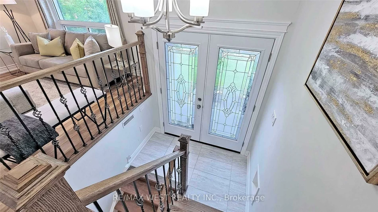 360, Dixon, Central Newmarket, Newmarket