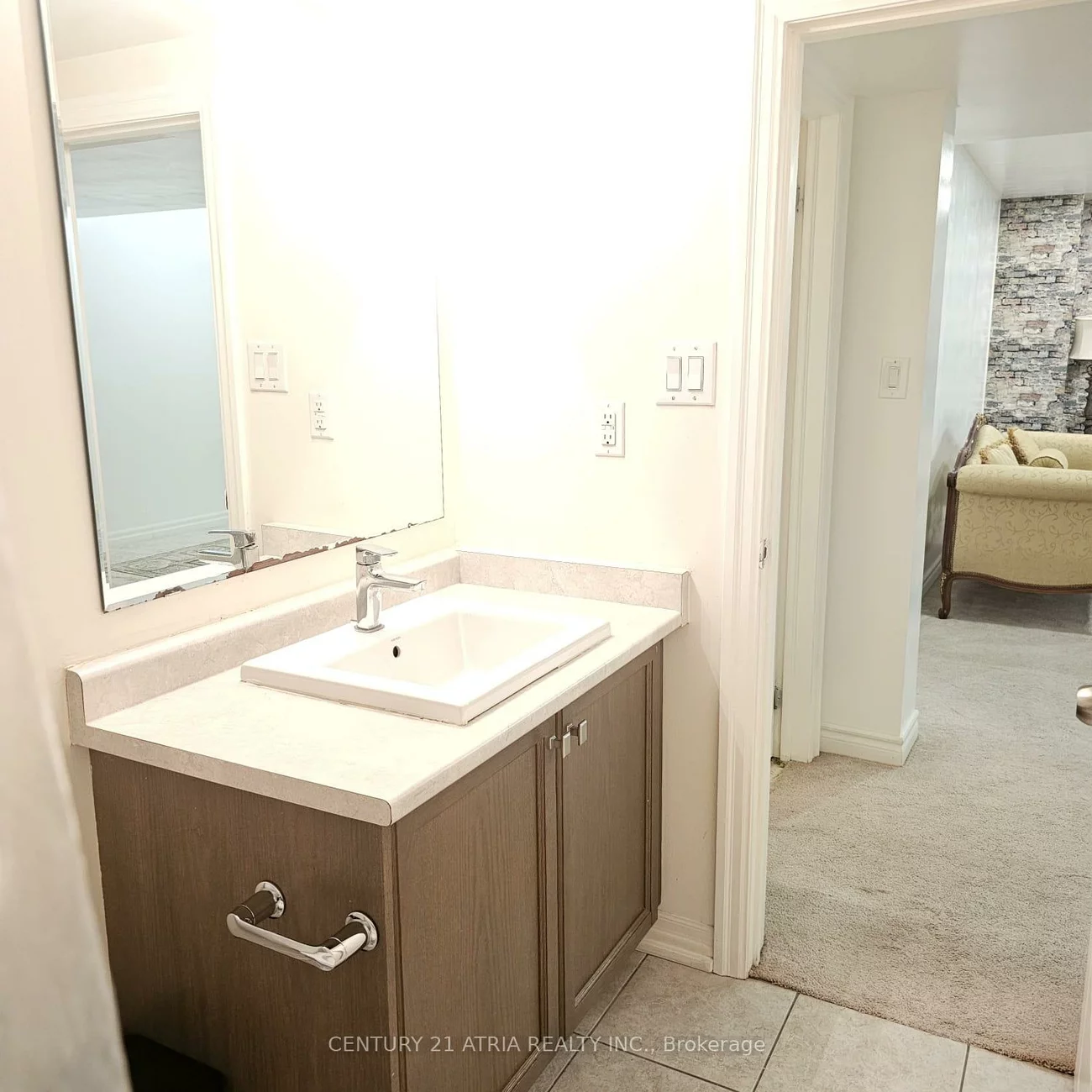 82, Vantage, Woodland Hill, Newmarket