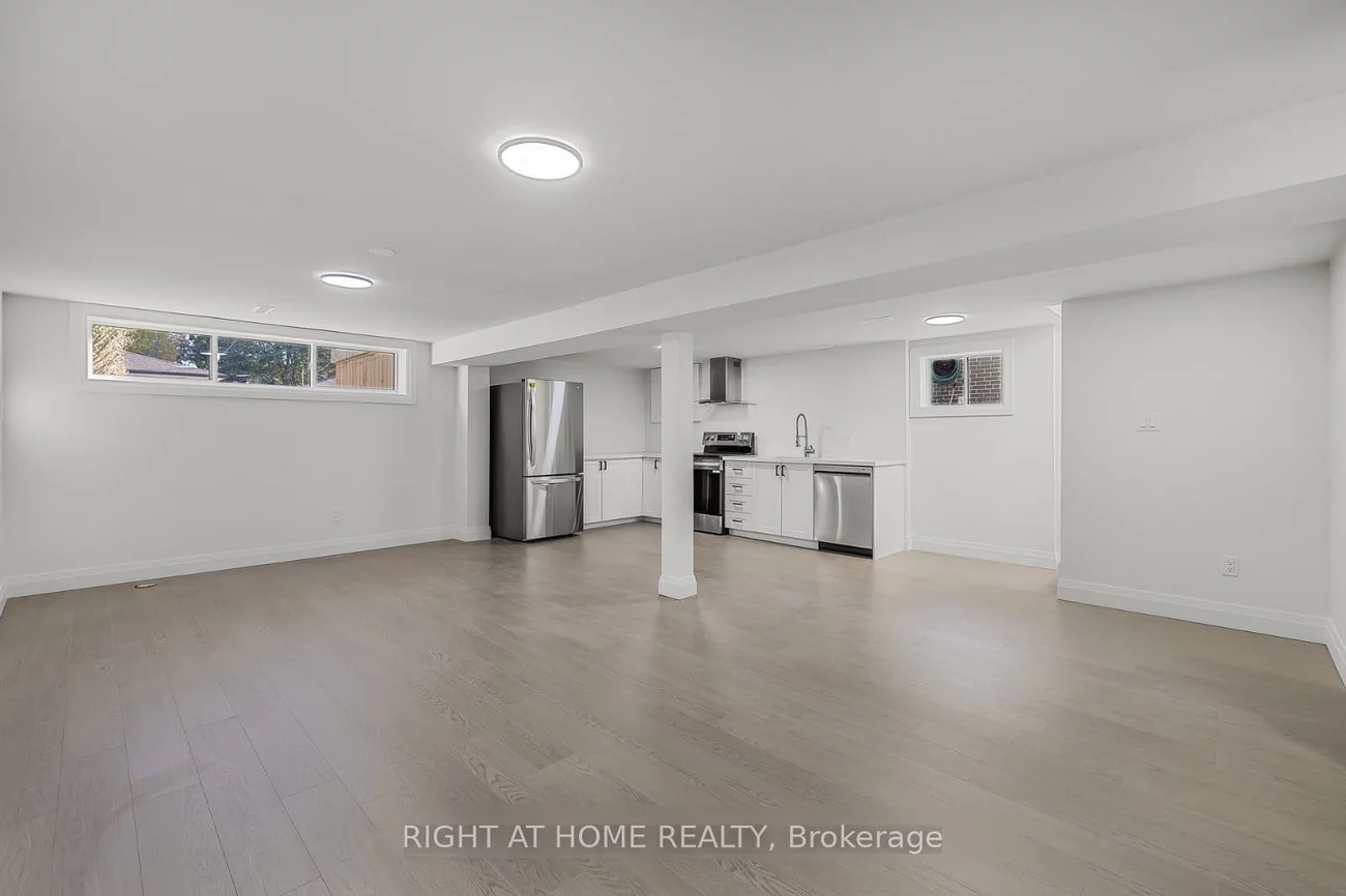 703, Sunnypoint, Huron Heights-Leslie Valley, Newmarket