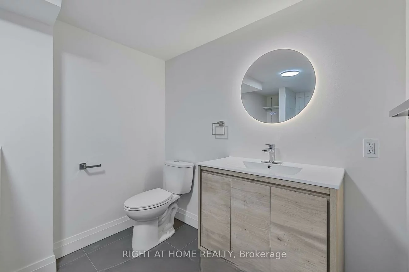 703, Sunnypoint, Huron Heights-Leslie Valley, Newmarket