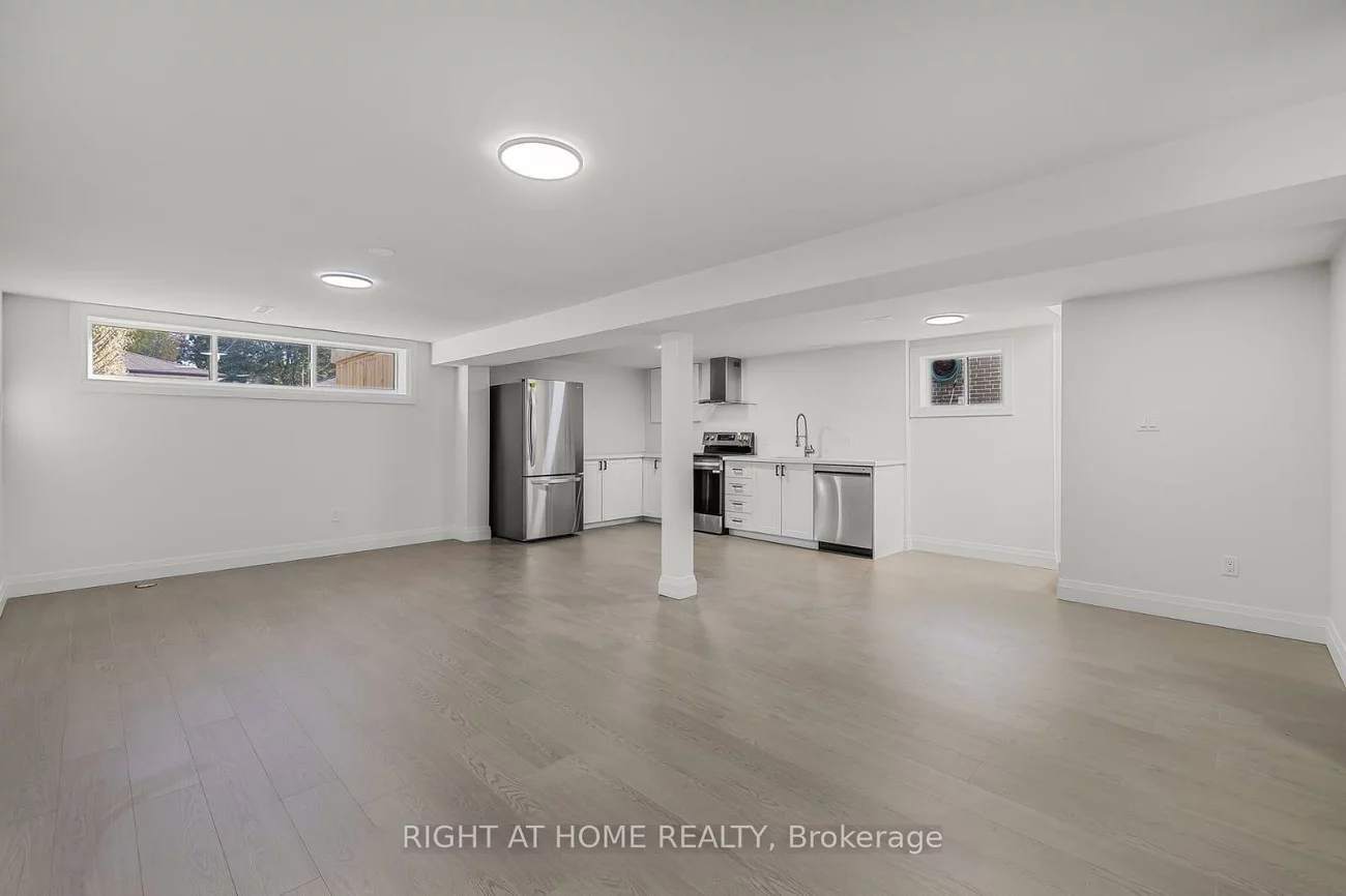 703, Sunnypoint, Huron Heights-Leslie Valley, Newmarket