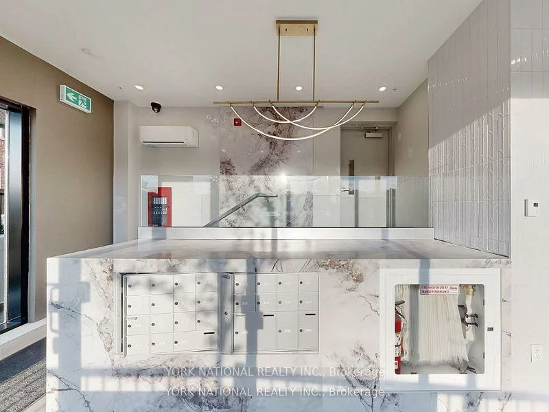 49, Charles, Central Newmarket, Newmarket