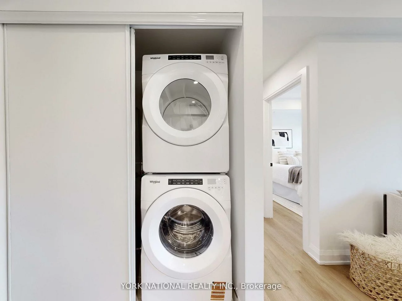 49, Charles, Central Newmarket, Newmarket