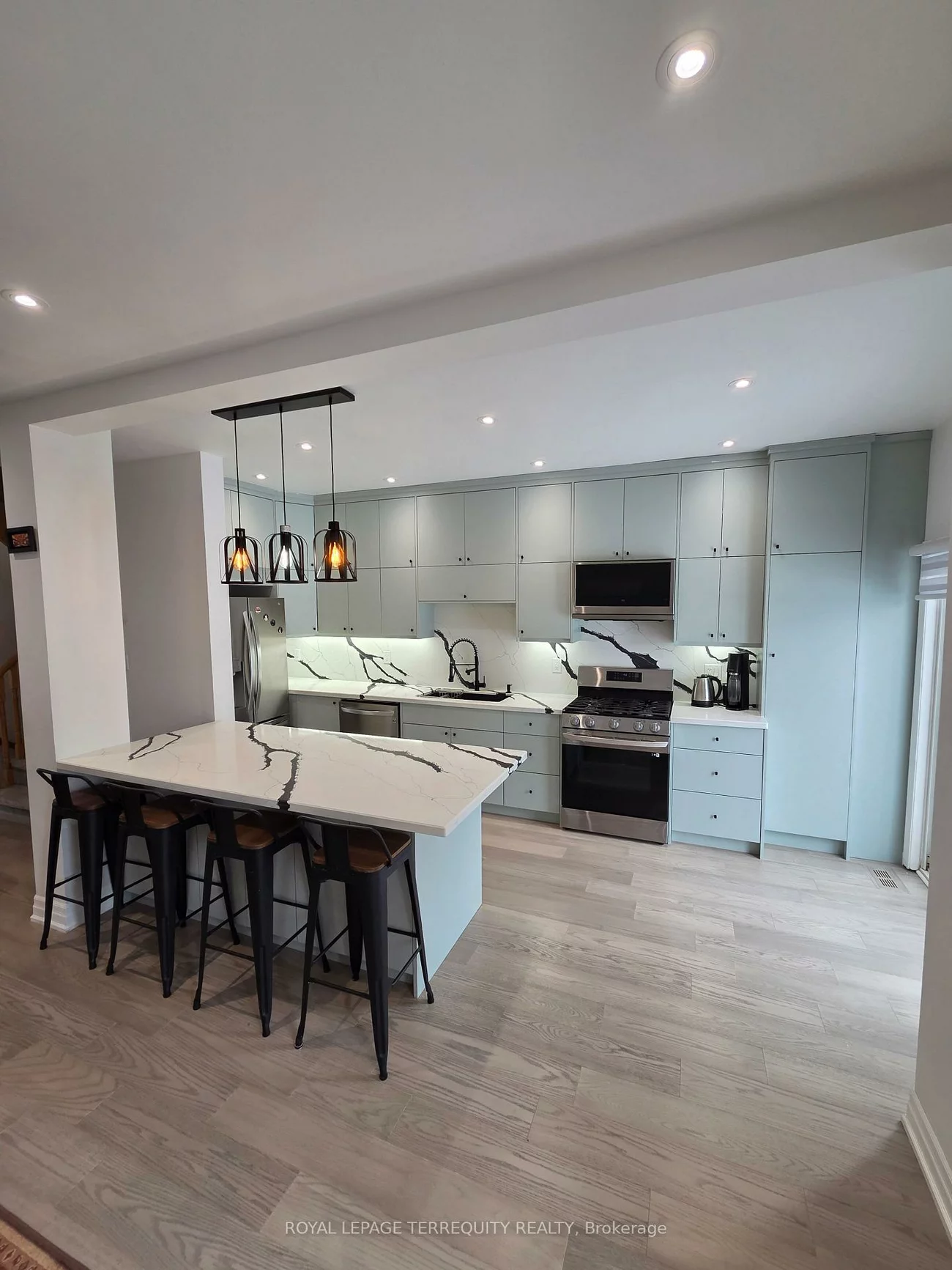 220, Denise, Summerhill Estates, Newmarket