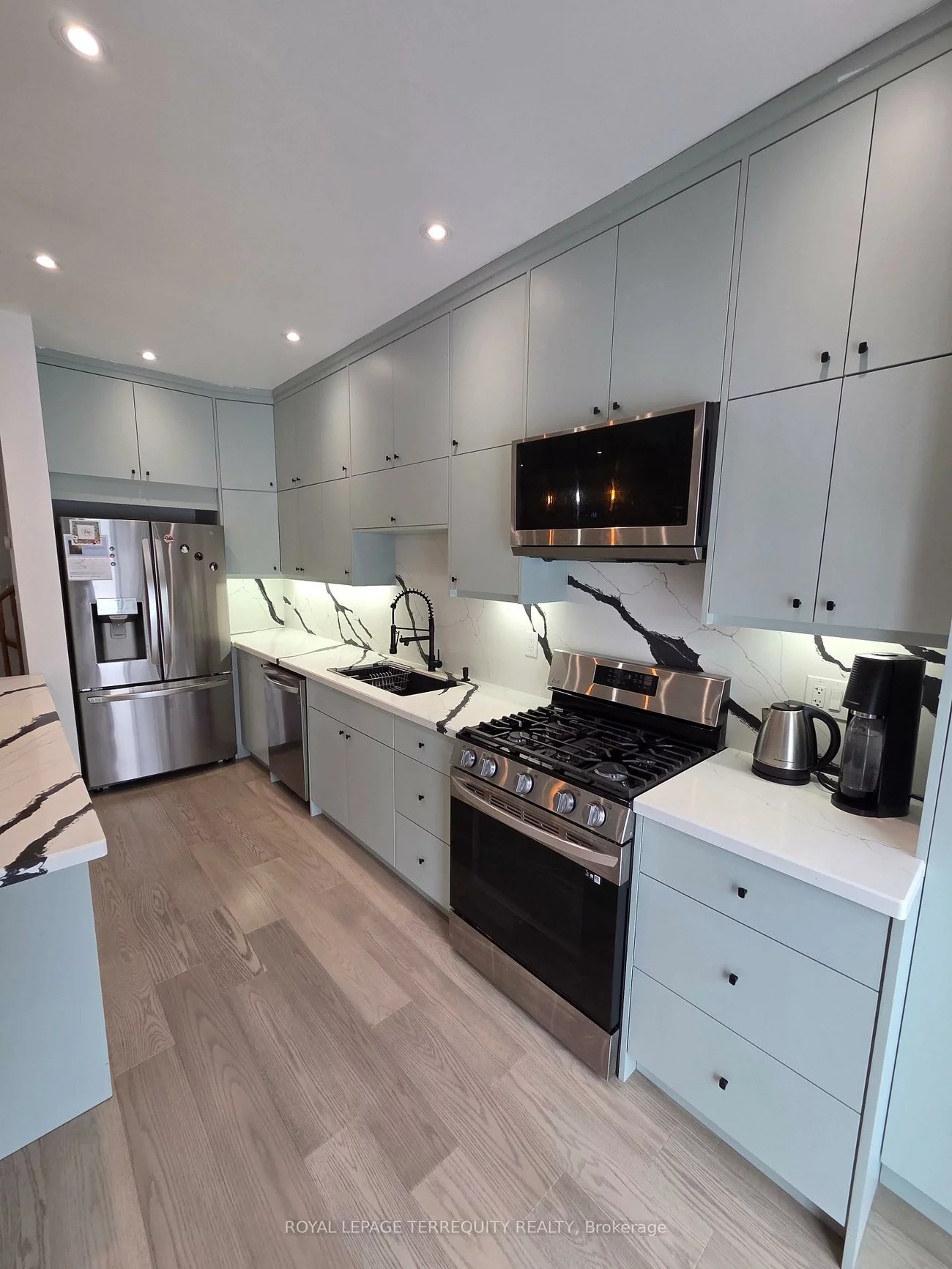 220, Denise, Summerhill Estates, Newmarket