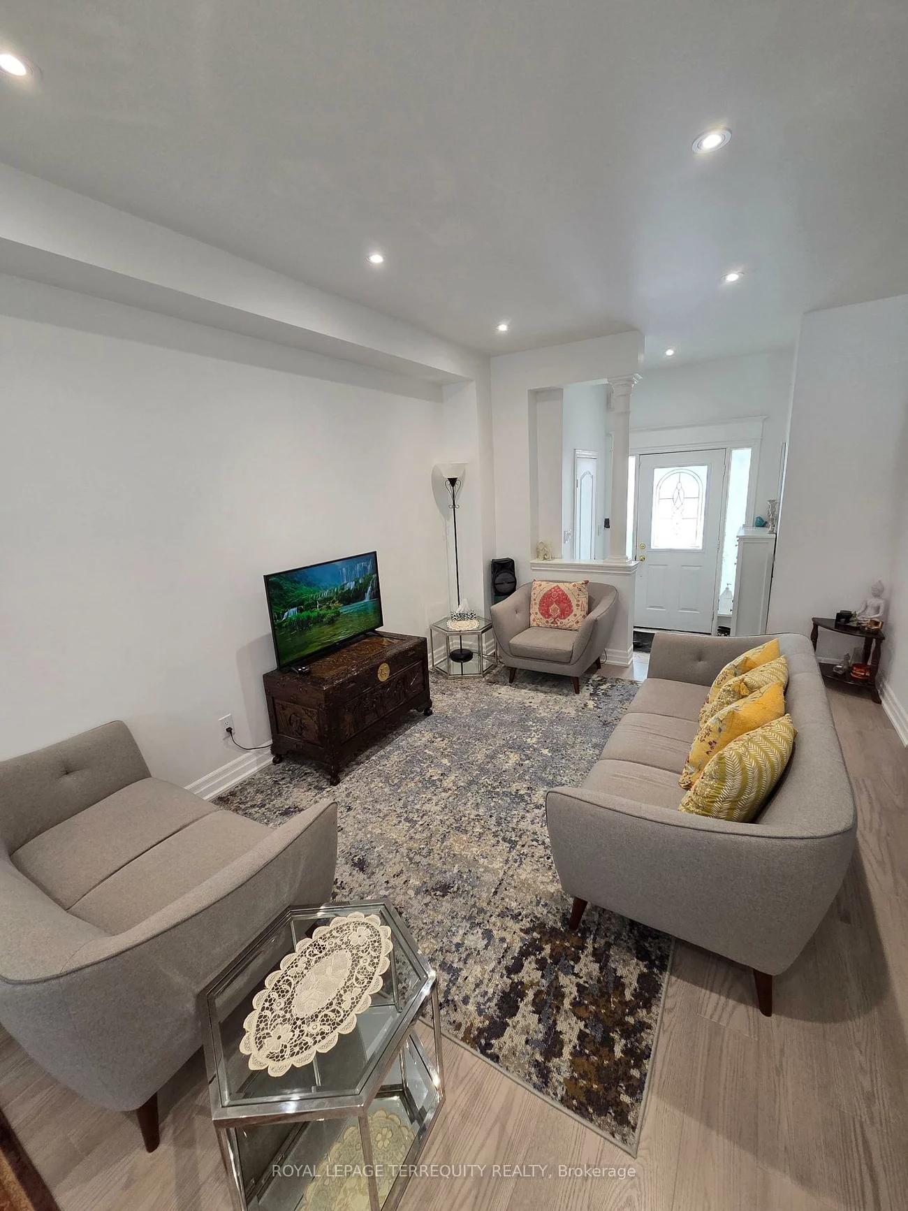 220, Denise, Summerhill Estates, Newmarket