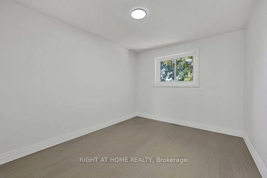 703, Sunnypoint, Huron Heights-Leslie Valley, Newmarket