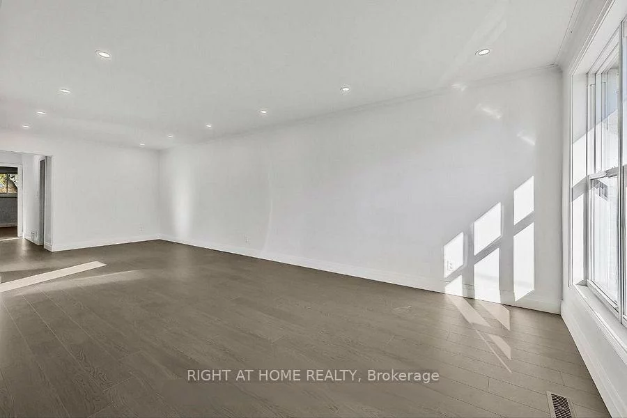 703, Sunnypoint, Huron Heights-Leslie Valley, Newmarket