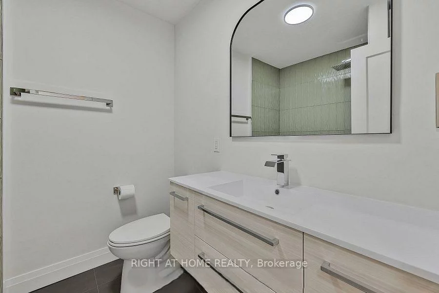 703, Sunnypoint, Huron Heights-Leslie Valley, Newmarket