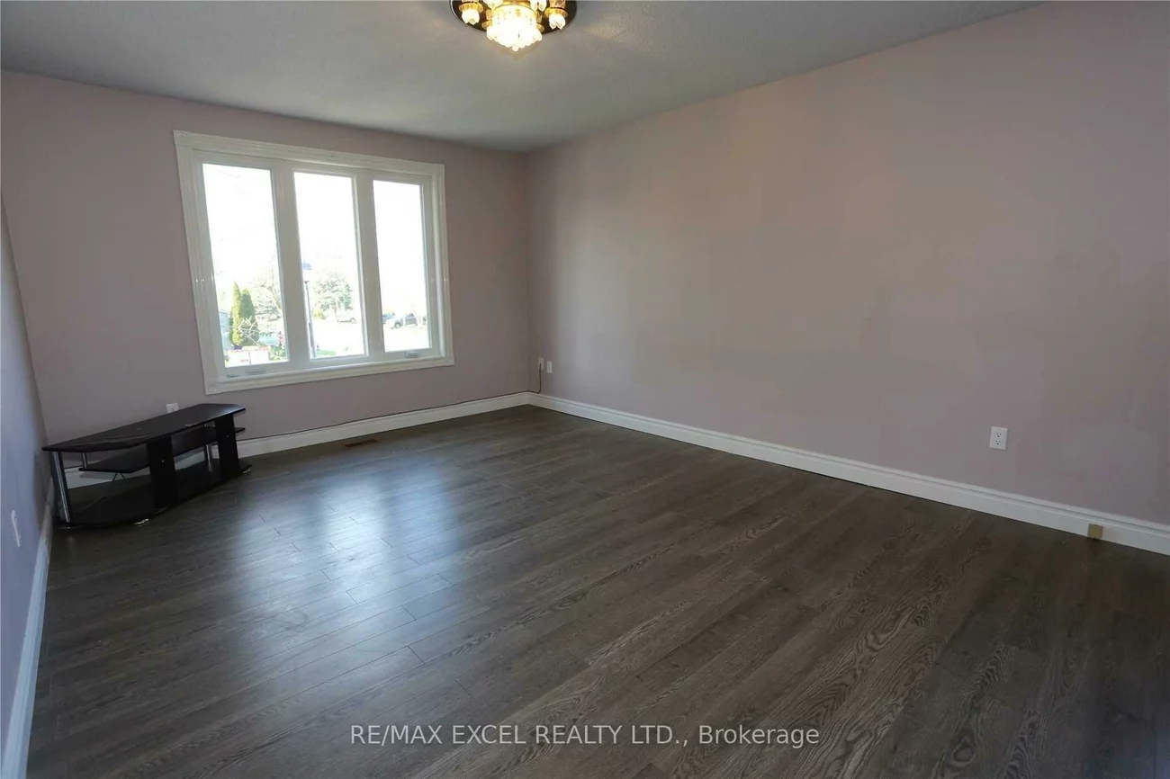 122, Armitage, Central Newmarket, Newmarket