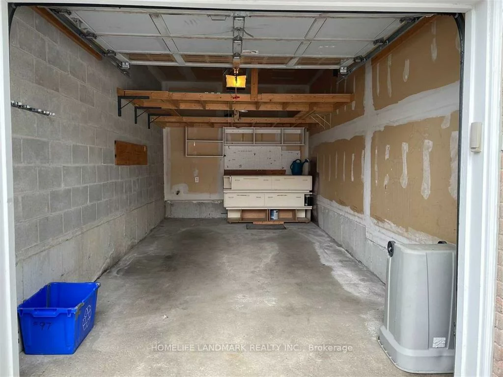 97, Gail Parks, Woodland Hill, Newmarket