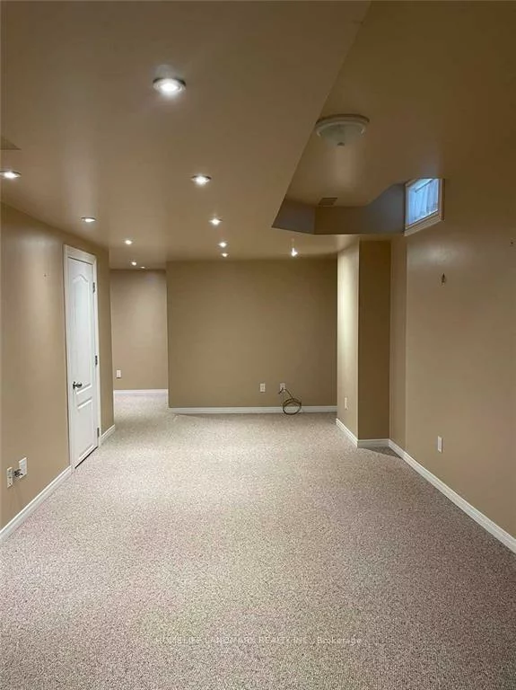 97, Gail Parks, Woodland Hill, Newmarket