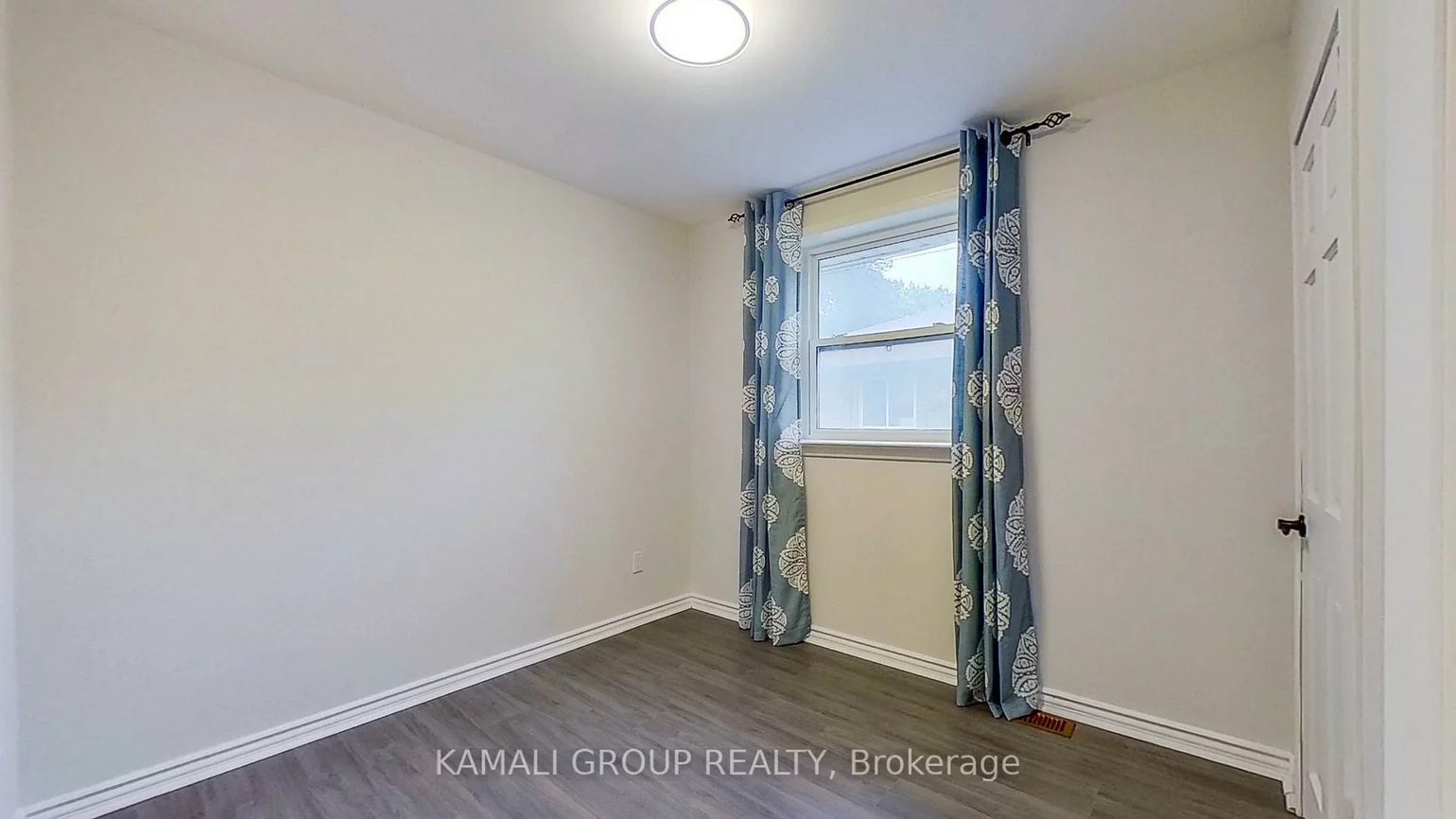 140, Cherrywood, Bristol-London, Newmarket