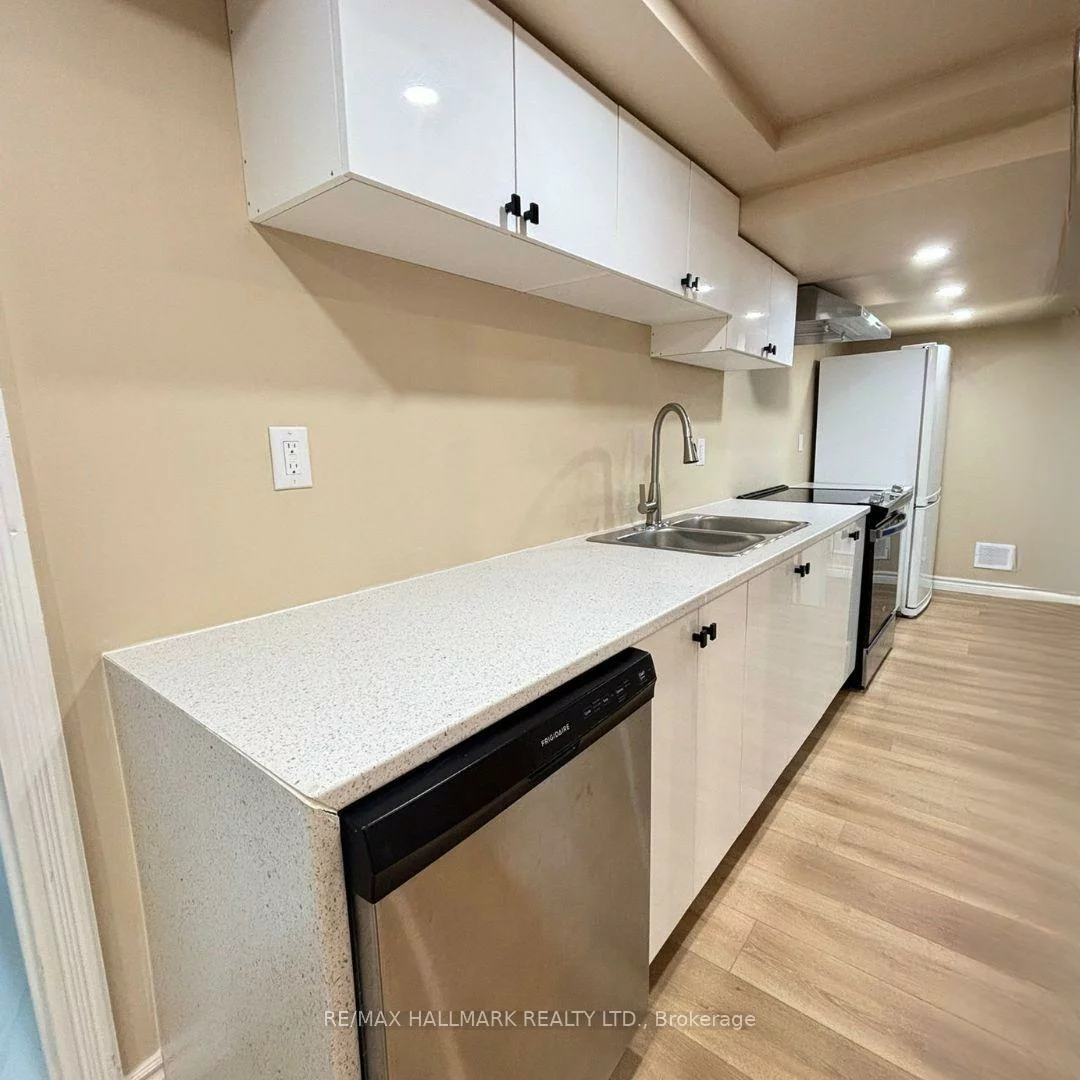 359, Salisbury, Bristol-London, Newmarket