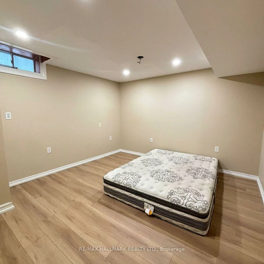 359, Salisbury, Bristol-London, Newmarket