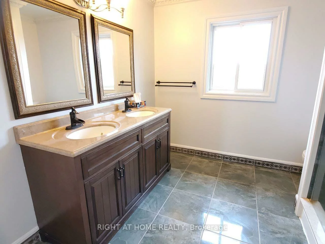 861, Cassie, Armitage, Newmarket