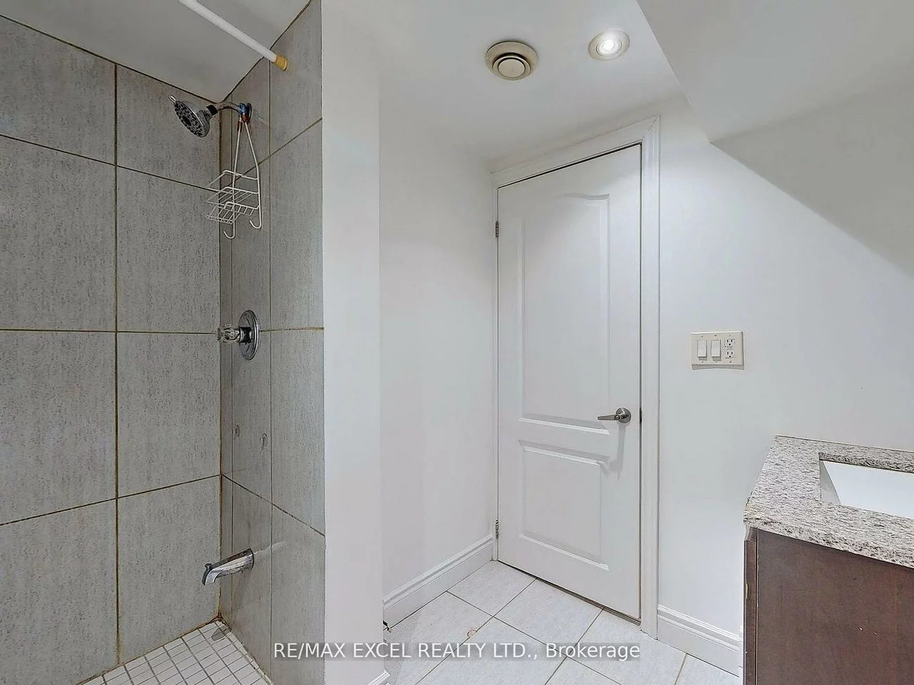 195, Parkview, Central Newmarket, Newmarket